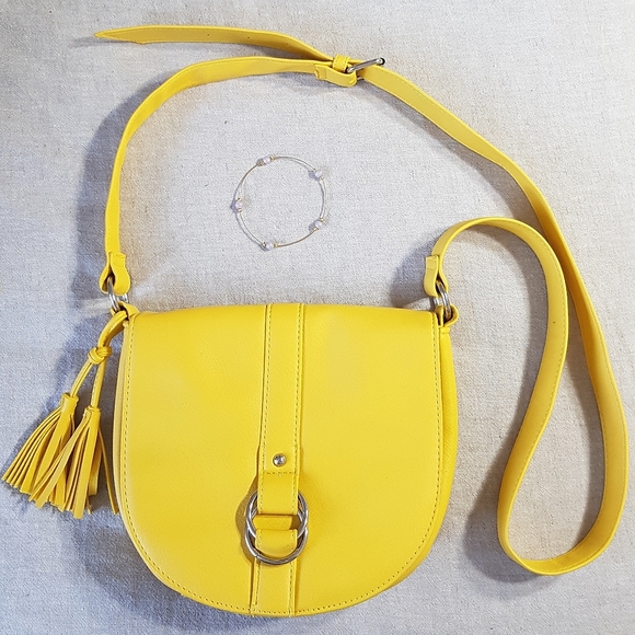 Avon Handbags - Avon crossbody